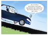 Cartoon: Mercedes (small) by markus-grolik tagged mercedes,weltweit,rueckrufaktion,rueckruf,bremsdefekte,bremsprobleme,bremsen,auto,fahrzeug,daimler,deutschland,markenprodukt,markenname,premiumlimousine,suv