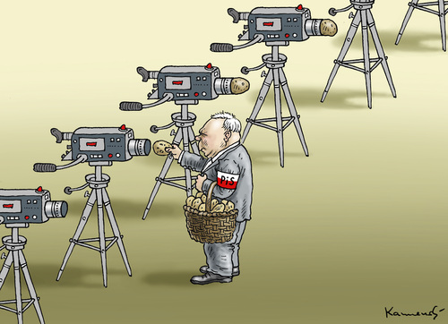 Cartoon: KACZYNSKI MACHT ERNST (medium) by marian kamensky tagged szydlo,kazyinski,nationalismus,justitia,pis,rassismus,faschismus,polen,polen,faschismus,rassismus,pis,justitia,nationalismus,kazyinski,szydlo