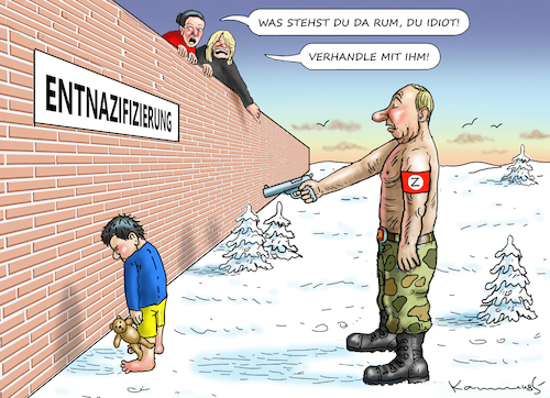 NÜTZLICHE IDIOTEN NÜTZLICHE IDIOTEN