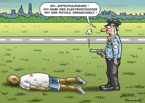 Cartoon: SCHOCKPOLIZIST (medium) by marian kamensky tagged phoenix,usa,tötung,eines,schwarzen,rassismus,phoenix,usa,tötung,eines,schwarzen,rassismus