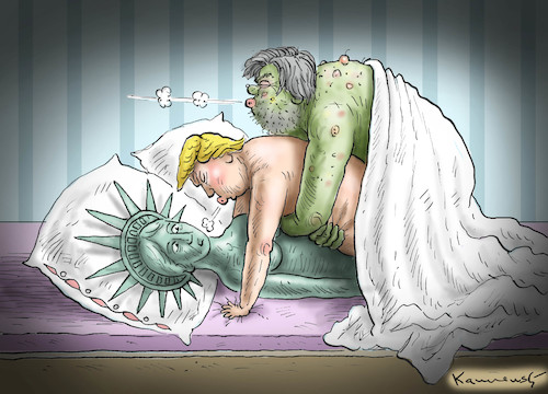 TRUMPBANNON MAKES LOVE