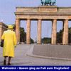 Cartoon: zu fuß (small) by Andreas Prüstel tagged queen,staatsbesuch,deutschland,england,flughafen,cartoon,collage,andreas,pruestel