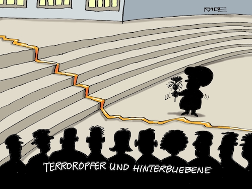 Cartoon: Der Riss (medium) by RABE tagged breitscheidplatz,berlin,weihnachtsmarkt,terroranschlag,amri,betonsperren,terroropfer,hinterblibene,kondolenz,entschädigung,rabe,ralf,böhme,cartoon,karikatur,pressezeichnung,farbcartoon,tagescartoon,merkel,kanzlerin,riss,herzen,gold,denkmal,angehörige,trauer,breitscheidplatz,berlin,weihnachtsmarkt,terroranschlag,amri,betonsperren,terroropfer,hinterblibene,kondolenz,entschädigung,rabe,ralf,böhme,cartoon,karikatur,pressezeichnung,farbcartoon,tagescartoon,merkel,kanzlerin,riss,herzen,gold,denkmal,angehörige,trauer