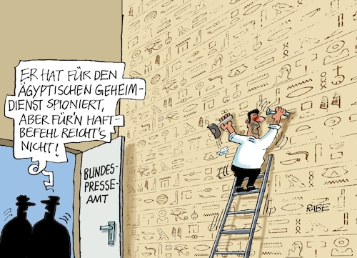 Cartoon: Pyramidenspion (medium) by RABE tagged afd,höcke,rechte,überwachung,verfassungsschutz,rabe,ralf,böhme,cartoon,karikatur,pressezeichnung,farbcartoon,tagescartoon,geheimdienst,spion,zusammenarbeit,innenminister,bundespresseamt,agent,spionage,ägypten,mitarbeiter,presse,presseamt,haft,haftbefehl,mumie,pyramiden,hieroglyphenen,afd,höcke,rechte,überwachung,verfassungsschutz,rabe,ralf,böhme,cartoon,karikatur,pressezeichnung,farbcartoon,tagescartoon,geheimdienst,spion,zusammenarbeit,innenminister,bundespresseamt,agent,spionage,ägypten,mitarbeiter,presse,presseamt,haft,haftbefehl,mumie,pyramiden,hieroglyphenen