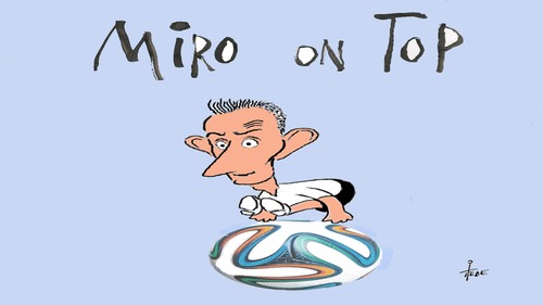 Cartoon: Miro Klose On Top (medium) by tiede tagged goalgetter,germany,rom,lazio,nationalmannschaft,pele,rekordtorschütze,fußball,trillerpfeife,schiedsrichter,brasilien,wm,ronaldo,salto,löw,jogi,klose,miroslav