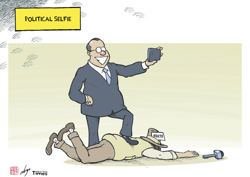 Cartoon: Selfie repression (medium) by rodrigo tagged politics,democracy,information,press,journalism,liberty,freedom,censorship,candidates,selfie,repression,internet,media