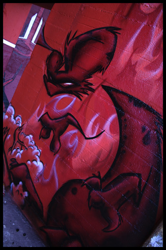 Cartoon: Monster Maus (medium) by cami tagged graffiti,dose,maus,monster,rot,cami