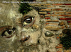 Cartoon: desde la pared (small) by ANTRUEJO-ENCONTRADO tagged street,ojos,eyes,calle,graffiti,antruejo,granada