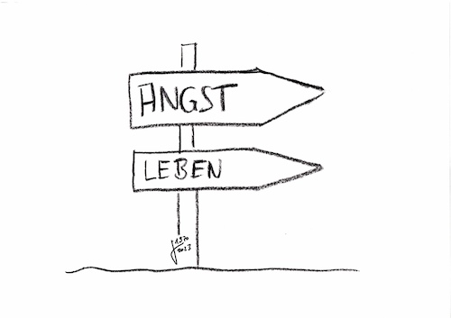 Cartoon: Leben mit Angst (medium) by Der kleine Herr Mann tagged angst,leben,gefühle,seele,psychologie,menschsein,tod,wut,kraft,angststörung,angsthaben,angstmachen,angstseele,ängste,thomas,bäder,derkleineherrmann,psychotherapie,coaching