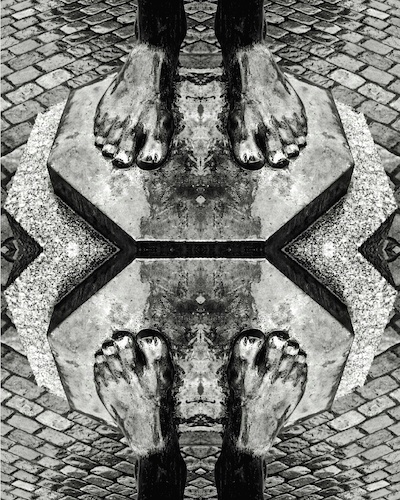 symmetric feet