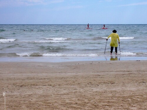 Cartoon: fermo immagine (medium) by Enzo Maneglia Man tagged foto,fotografia,mare,stagione,estiva,rimini,sicura