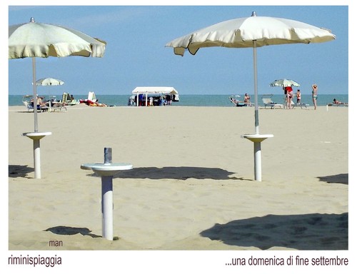 Cartoon: Rimini spiaggi a settembre (medium) by Enzo Maneglia Man tagged spiragli,di,luce,rimini,mare,settembre,2015