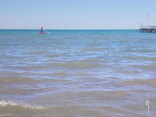 Cartoon: Stand by (medium) by Enzo Maneglia Man tagged foto,fotografia,mare,estate