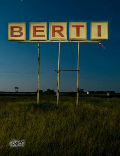 Cartoon: Ein Zeichen (medium) by berti tagged zeichen,sign,berti