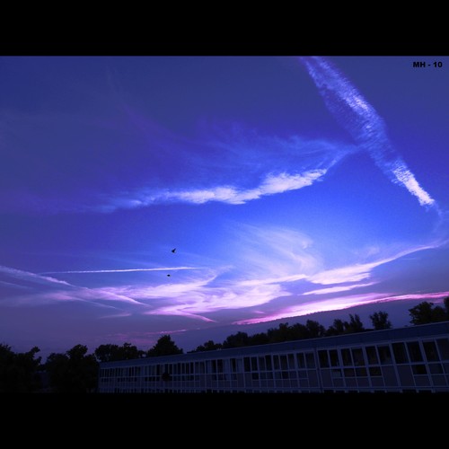 Cartoon: MH - The Dutch Clouds VI (medium) by MoArt Rotterdam tagged wolken,clouds,rotterdam,skyline,luchtfoto,lucht,hollandseluchten,dutchskies