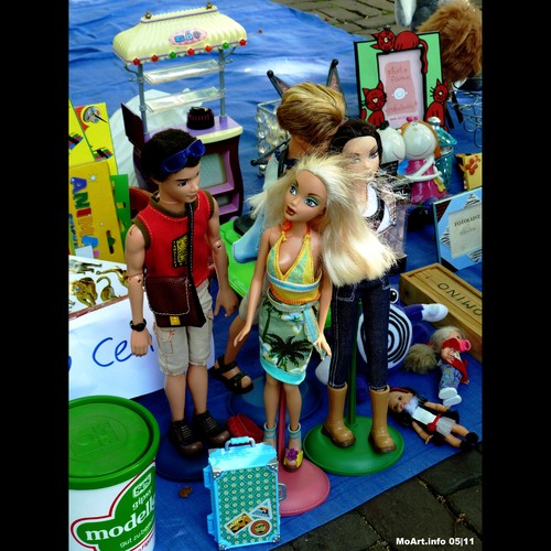 Cartoon: MoArt - The Doll World 5 (medium) by MoArt Rotterdam tagged barbie,ken,poppenwereld,dollworld,poppen,dolls,pop,doll,moartcards,moart,rotterdam,tags