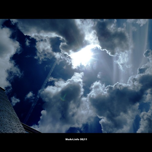 Cartoon: MoArt - The Dutch Clouds 31 (medium) by MoArt Rotterdam tagged moart,moartcards,tags,rotterdam,clouds,wolken,sky,lucht,lookingup,beautifulclouds,cloudporn,mooiewolken