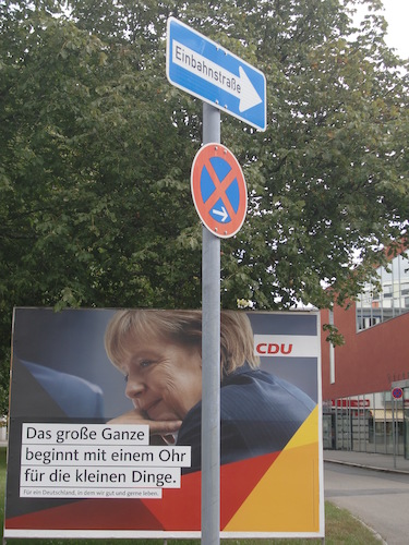 Cartoon: Einbahnstraße (medium) by Erwin Pischel tagged bundestagswahl,bundestag,wahl,merkel,schulz,cdu,spd,fdp,grüne,plakat,wahlkampfplakat,einbahnstraße,verkehrsschild,schild,verkehr,halteverbot,pischel