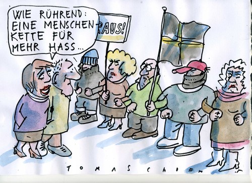 Cartoon: Menschenkette (medium) by Jan Tomaschoff tagged fremdenhass,fremdenhass