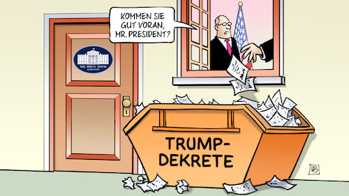 Cartoon: Biden im Amt (medium) by Harm Bengen tagged president,präsident,biden,trump,dekrete,müllcontainer,abfall,weisses,haus,tuer,usa,amtseinführung,harm,bengen,cartoon,karikatur,president,präsident,biden,trump,dekrete,müllcontainer,abfall,weisses,haus,tuer,usa,amtseinführung,harm,bengen,cartoon,karikatur