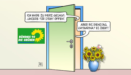 Grüne Tür offen Grüne Tür offen