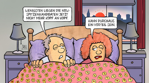 Kopf an Kopf liegen Kopf an Kopf liegen