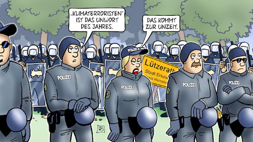 Cartoon: Unwort 2022 (medium) by Harm Bengen tagged klimaterroristen,unwort,des,jahres,unzeit,rwe,polizei,lützerath,räumung,kohle,klimaschutz,klimawandel,erderwärmung,harm,bengen,cartoon,karikatur,klimaterroristen,unwort,des,jahres,unzeit,rwe,polizei,lützerath,räumung,kohle,klimaschutz,klimawandel,erderwärmung,harm,bengen,cartoon,karikatur