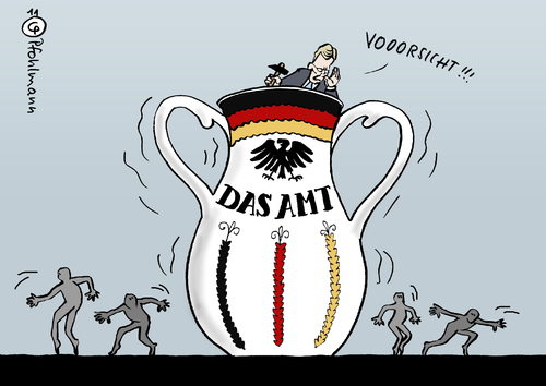 Cartoon: Das AMT! (medium) by Pfohlmann tagged karikatur,color,farbe,2011,deutschland,wulff,bundespräsident,affäre,kredit,urlaub,freund,unternehmer,das,amt,vase,beschädigen,vorsicht,hammer,porzellan,2011,deutschland,wulff,bundespräsident,affäre