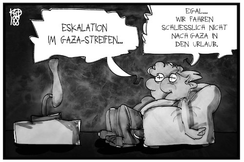 Cartoon: Eskalation in Gaza (medium) by Kostas Koufogiorgos tagged karikatur,koufogiorgos,illustration,cartoon,gaza,fernsehen,nachrichten,zuschauer,konsument,medien,urlaub,ignoranz,palästina,israel,krieg,konflikt,politik,karikatur,koufogiorgos,illustration,cartoon,gaza,fernsehen,nachrichten,zuschauer,konsument,medien,urlaub,ignoranz,palästina,israel,krieg,konflikt,politik