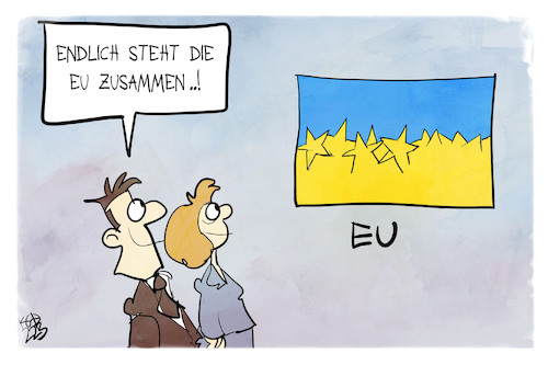 Cartoon: EU (medium) by Kostas Koufogiorgos tagged koufogiorgos,karikatur,eu,europa,union,ukraine,fahne,flagge,gemeinschaft,koufogiorgos,karikatur,eu,europa,union,ukraine,fahne,flagge,gemeinschaft
