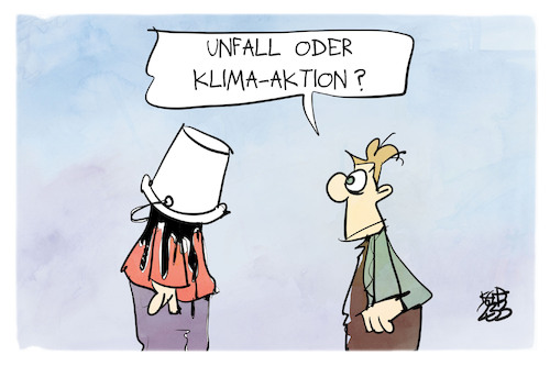 Cartoon: Klimaaktivismus (medium) by Kostas Koufogiorgos tagged karikatur,koufogiorgos,klimaaktivismus,unfall,letzte,generation,öl,karikatur,koufogiorgos,klimaaktivismus,unfall,letzte,generation,öl