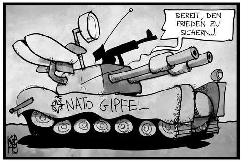 Cartoon: Nato-Gipfel (medium) by Kostas Koufogiorgos tagged karikatur,koufogiorgos,illustration,cartoon,nato,panzer,militätbündnis,waffen,frieden,krieg,konflikt,politik,verteidigung,karikatur,koufogiorgos,illustration,cartoon,nato,panzer,militätbündnis,waffen,frieden,krieg,konflikt,politik,verteidigung