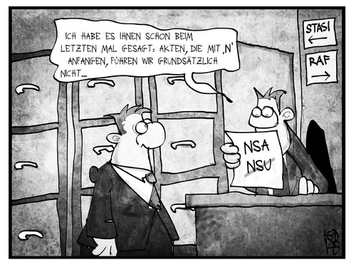 Cartoon: NSA-Untersuchungsausschuss (medium) by Kostas Koufogiorgos tagged karikatur,koufogiorgos,illustration,cartoon,nsa,nsu,akten,archiv,untersuchungsausschuss,archivar,stasi,raf,politik,spionage,usa,karikatur,koufogiorgos,illustration,cartoon,nsa,nsu,akten,archiv,untersuchungsausschuss,archivar,stasi,raf,politik,spionage,usa