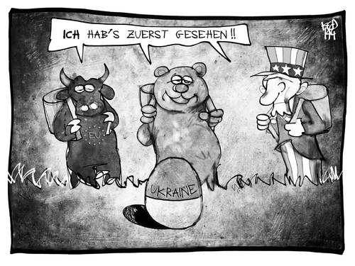 Cartoon: Ostern in der Ukraine (medium) by Kostas Koufogiorgos tagged karikatur,koufogiorgos,illustration,cartoon,osterhase,ostern,ukraine,usa,eu,europa,stier,uncle,sam,bär,russland,ei,konflikt,krise,politik,karikatur,koufogiorgos,illustration,cartoon,osterhase,ostern,ukraine,usa,eu,europa,stier,uncle,sam,bär,russland,ei,konflikt,krise,politik