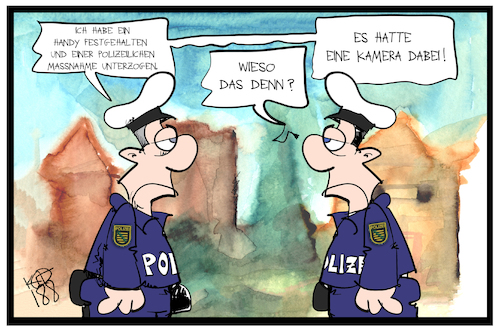 Cartoon: Polizei-Schikane (medium) by Kostas Koufogiorgos tagged karikatur,koufogiorgos,illustration,cartoon,polizei,sachsen,kamera,handy,untersuchung,festsetzung,zdf,pegida,dresden,schikane,medien,presse,karikatur,koufogiorgos,illustration,cartoon,polizei,sachsen,kamera,handy,untersuchung,festsetzung,zdf,pegida,dresden,schikane,medien,presse